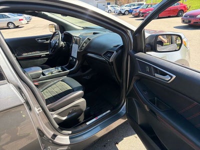 2023 Ford Edge ST Line