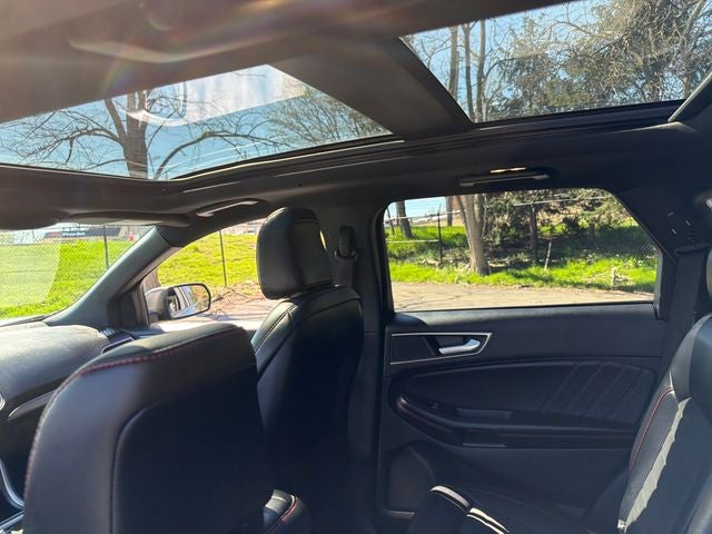2023 Ford Edge ST Line