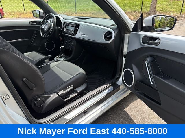 2012 Volkswagen Beetle 2.5L