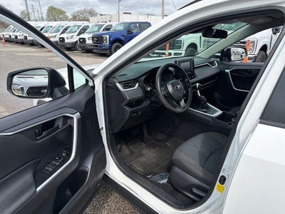 2022 Toyota RAV4 Hybrid LE