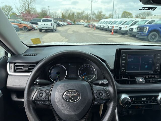 2022 Toyota RAV4 Hybrid LE