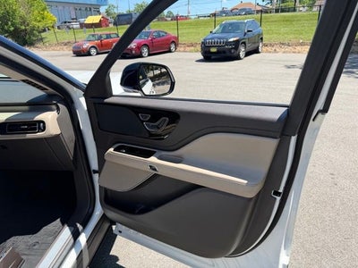 2022 Lincoln Aviator Standard