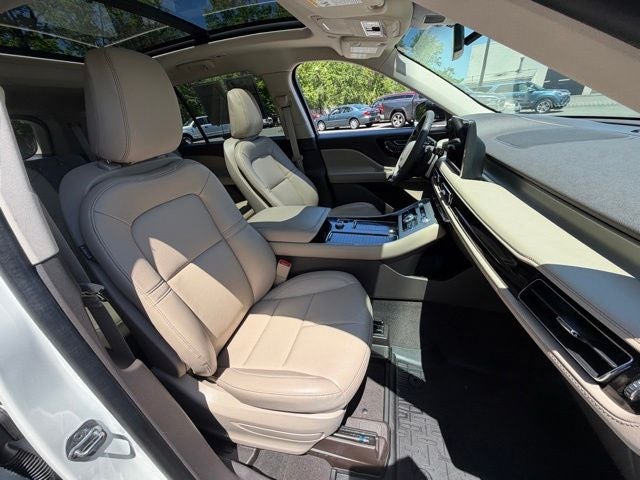 2022 Lincoln Aviator Standard
