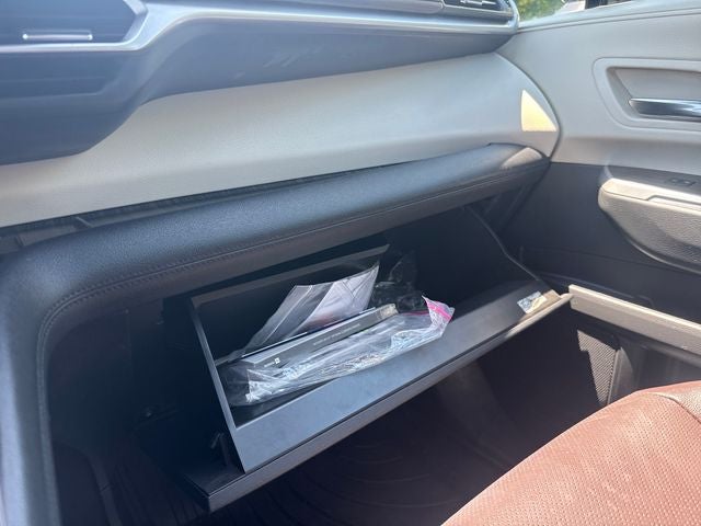 2023 Toyota Sienna Platinum 7 Passenger