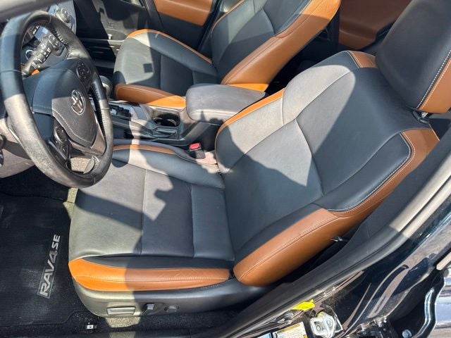 2017 Toyota RAV4 SE