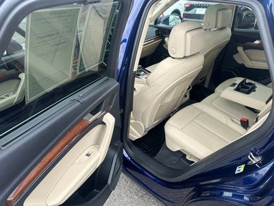 2023 Audi Q5 45 S line Prestige quattro