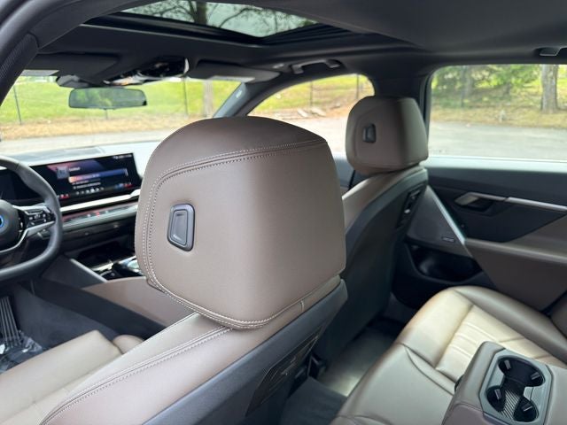 2025 BMW i5 xDrive40