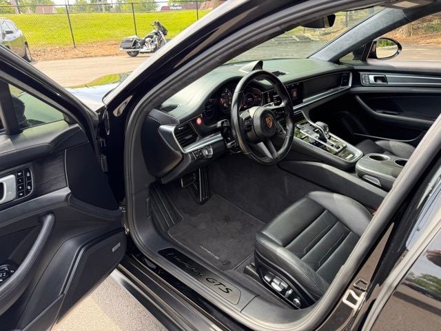 2021 Porsche Panamera GTS