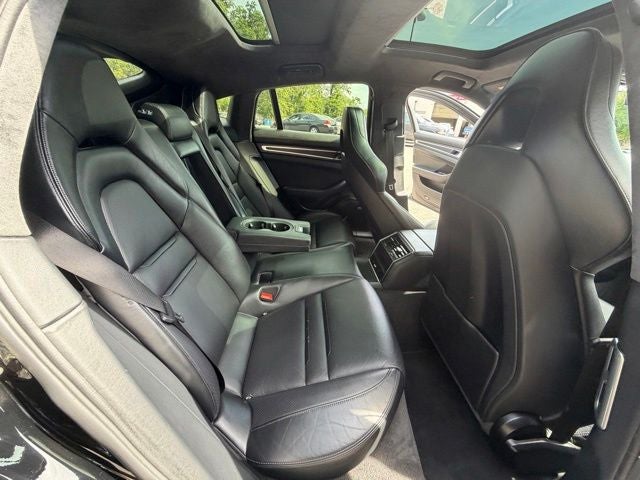 2021 Porsche Panamera GTS