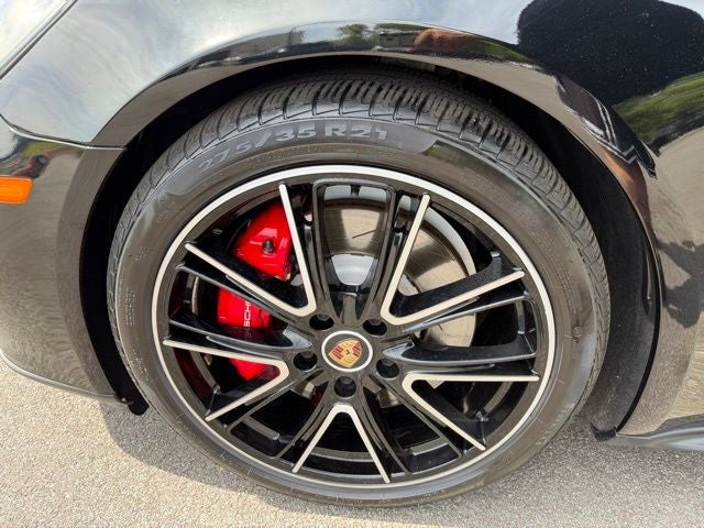 2021 Porsche Panamera GTS