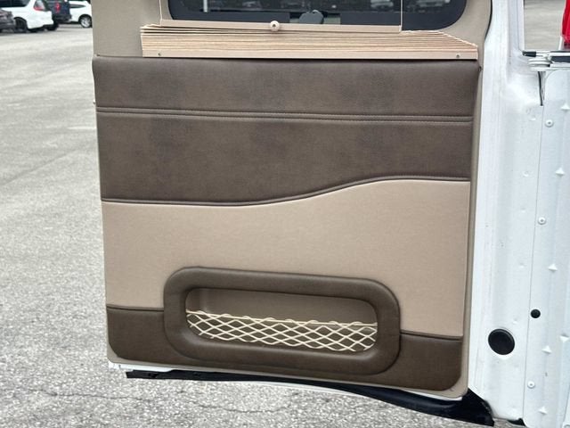 2023 Chevrolet Express Cargo 2500 RWD 2500 Regular Wheelbase WT