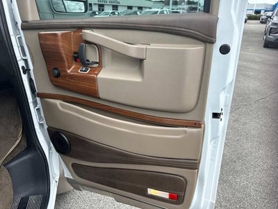 2023 Chevrolet Express Cargo 2500 RWD 2500 Regular Wheelbase WT