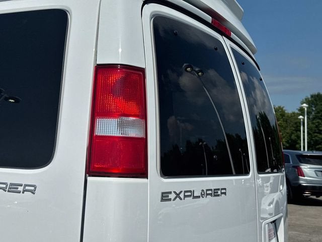 2023 Chevrolet Express Cargo 2500 RWD 2500 Regular Wheelbase WT