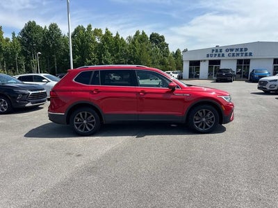 2023 Volkswagen Tiguan 2.0T SE