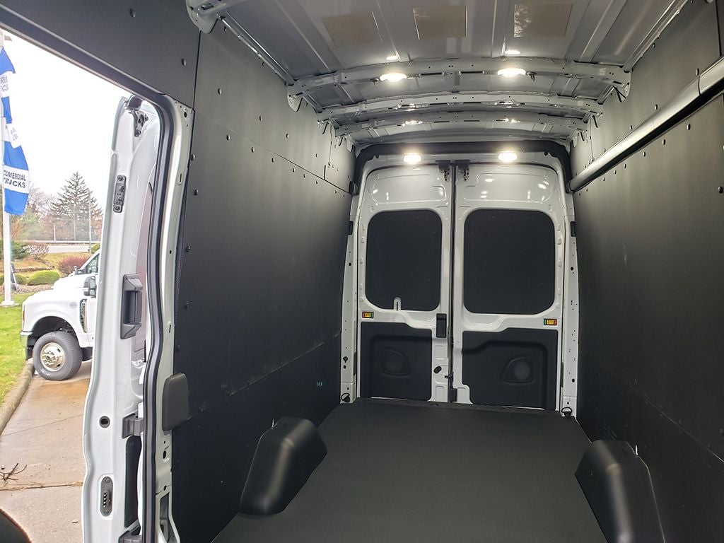 2025 Ford Transit-350 Base