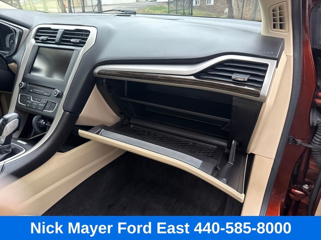2016 Ford Fusion SE