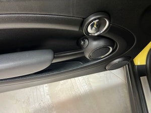 2011 MINI Cooper Hardtop 2 Door
