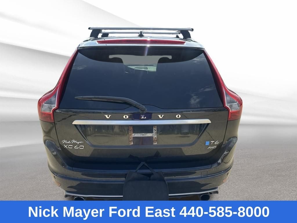 2015 Volvo XC60 T6 R-Design