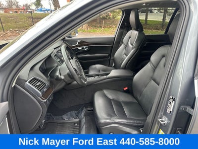 2019 Volvo XC90 T6 Momentum