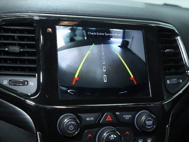 2021 Jeep Grand Cherokee Freedom Edition