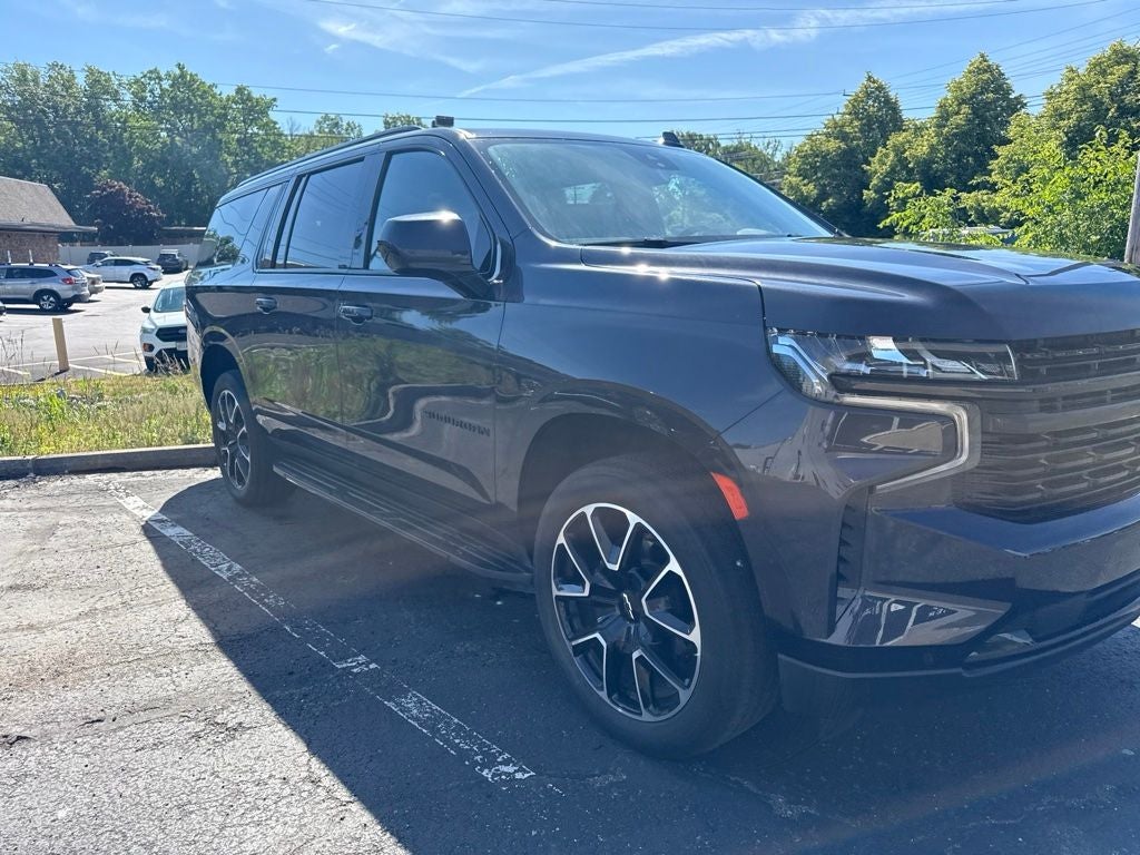 2024 Chevrolet Suburban RST