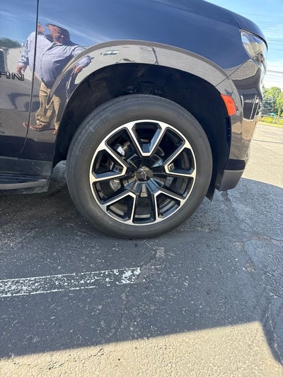 2024 Chevrolet Suburban RST