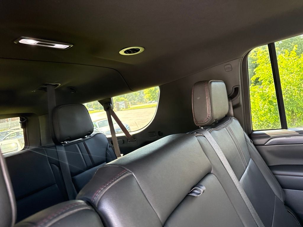 2024 Chevrolet Suburban RST