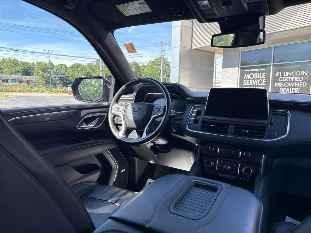 2024 Chevrolet Suburban RST