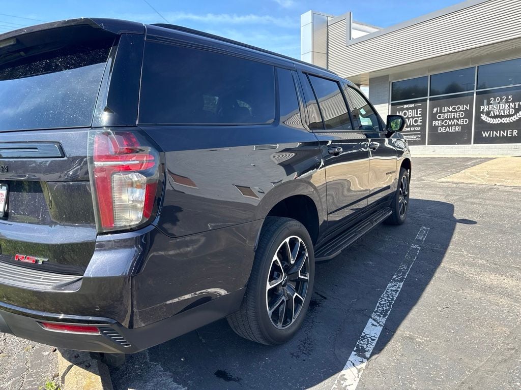 2024 Chevrolet Suburban RST