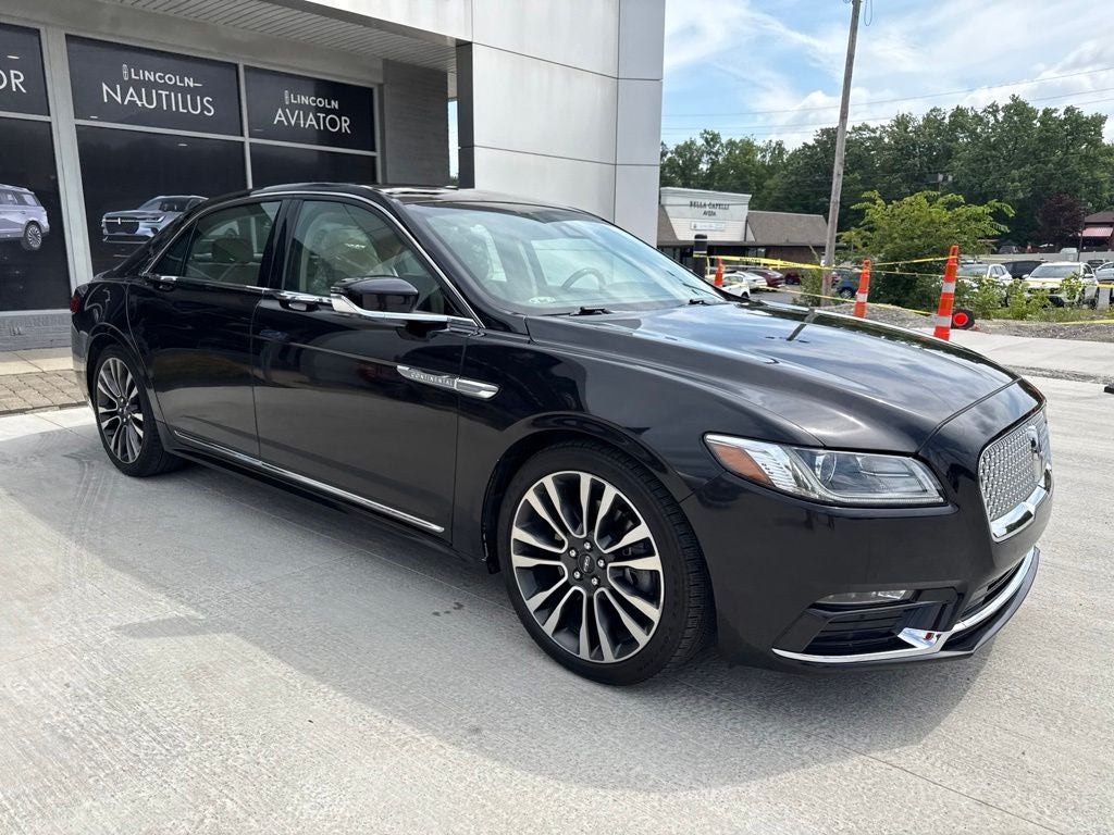 2019 Lincoln Continental Select