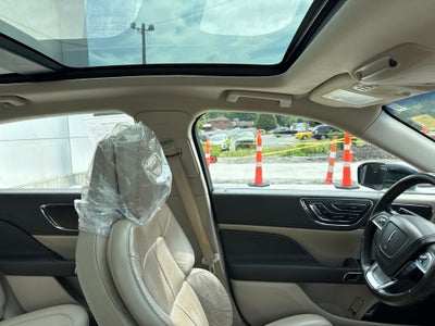 2019 Lincoln Continental Select