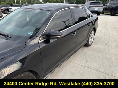 2018 Volkswagen Passat 2.0T SE w/Technology