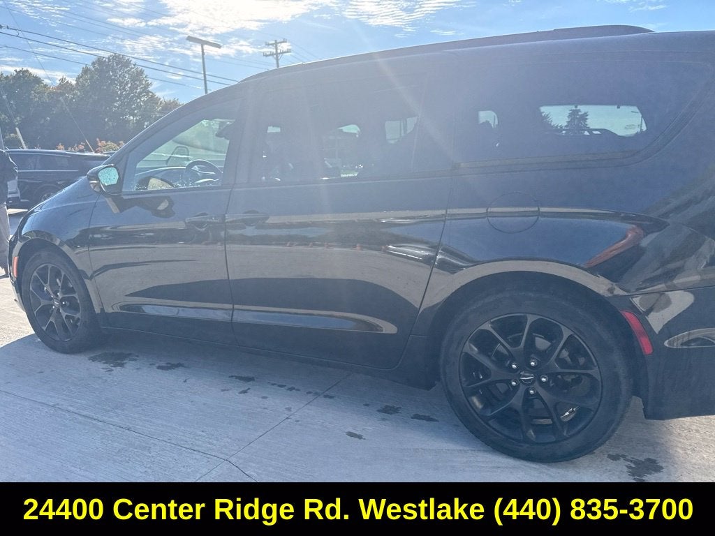 2025 Chrysler Pacifica Limited