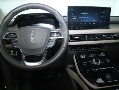 2023 Lincoln Nautilus Standard