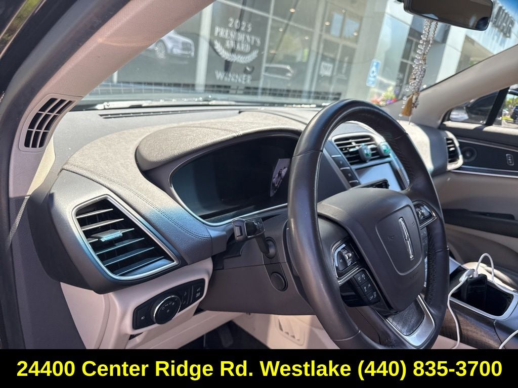 2019 Lincoln Nautilus Reserve