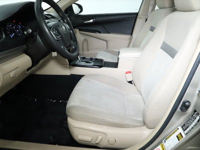 2014 Toyota Camry LE