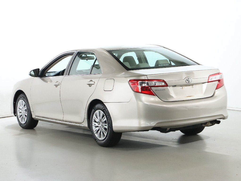 2014 Toyota Camry LE