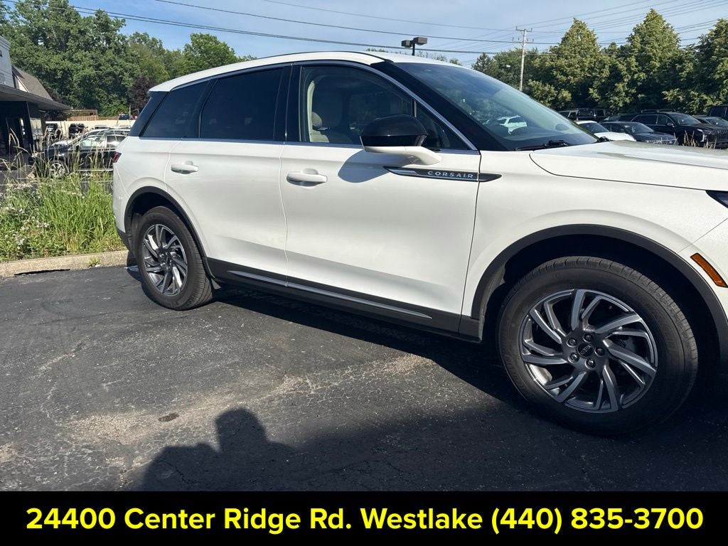 2023 Lincoln Corsair Standard
