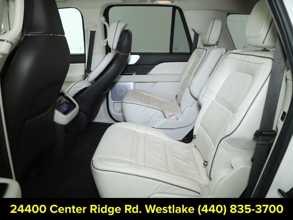 2022 Lincoln Navigator L Black Label
