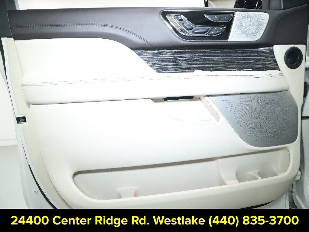 2022 Lincoln Navigator L Black Label