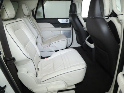 2022 Lincoln Navigator L Black Label