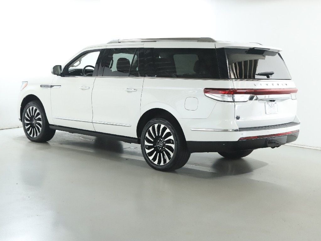2022 Lincoln Navigator L Black Label