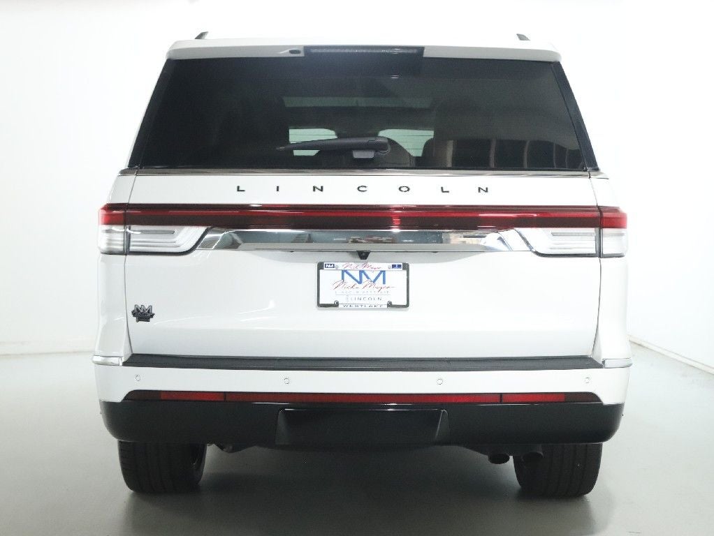 2022 Lincoln Navigator L Black Label