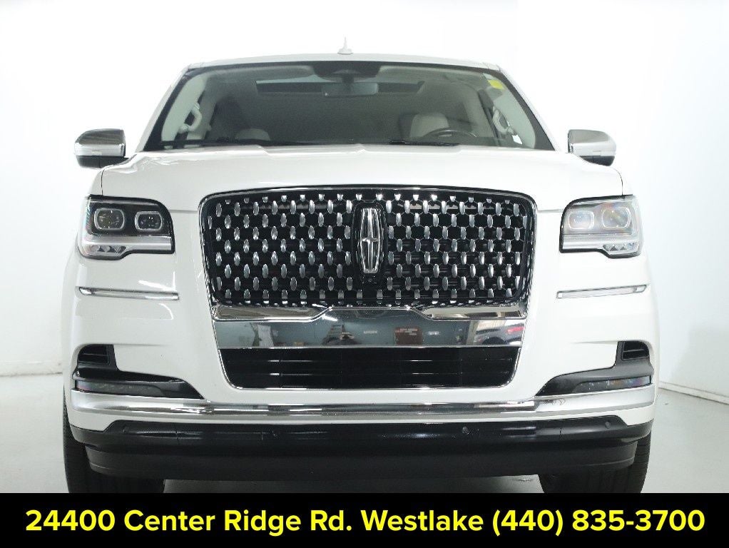 2022 Lincoln Navigator L Black Label