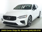 2022 Volvo S60 Recharge Plug-In Hybrid T8 R-Design Expression