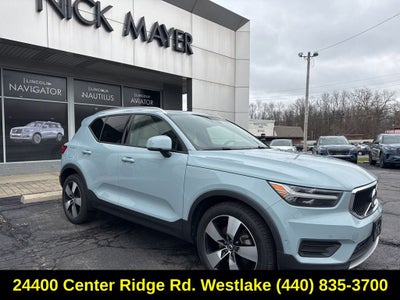 2019 Volvo XC40 Momentum