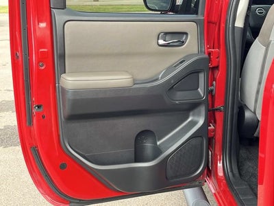 2022 Nissan Frontier Crew Cab Long Bed SV 4x2