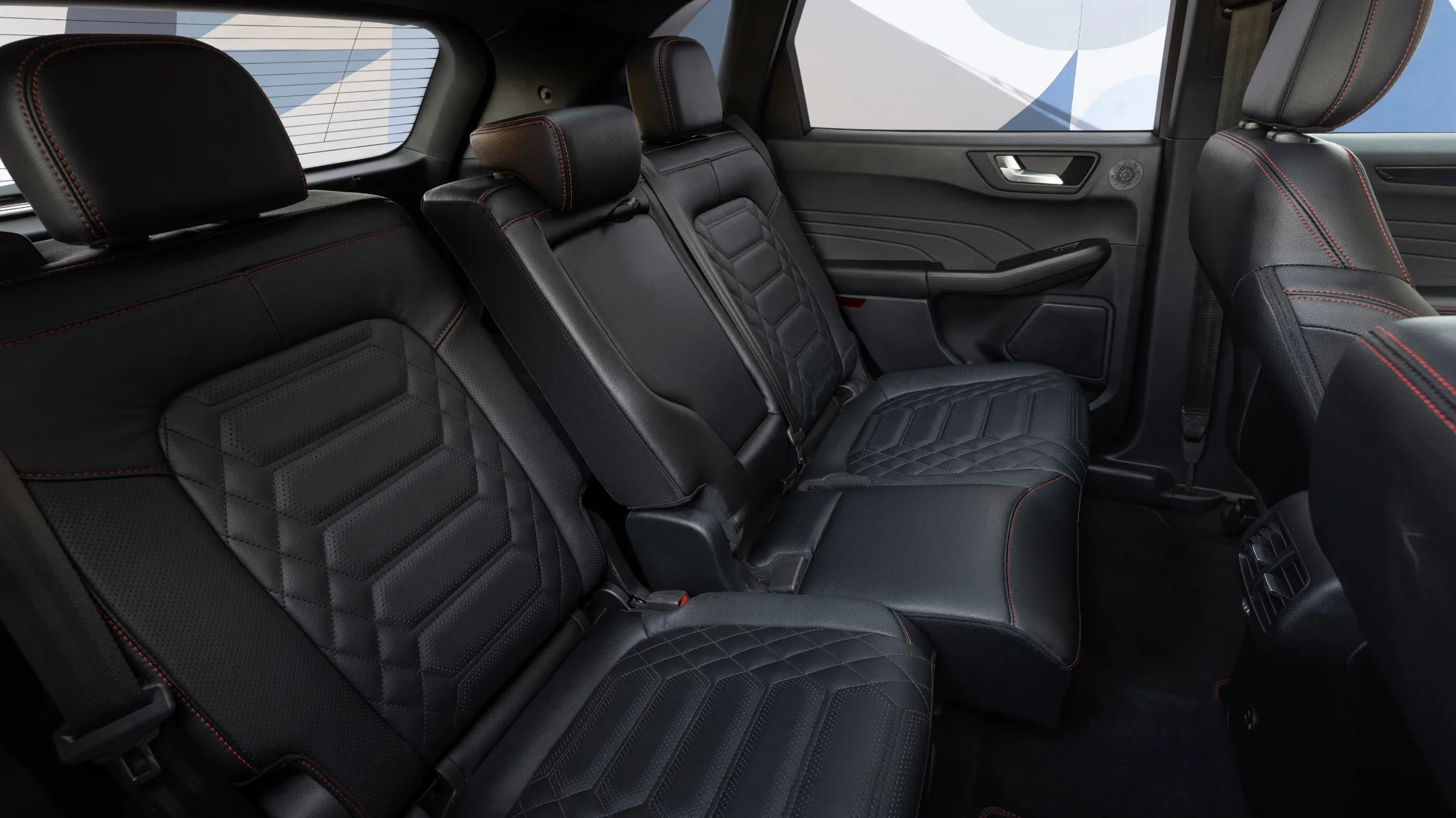 2025 Ford Escape® ST-Line Hybrid Interior